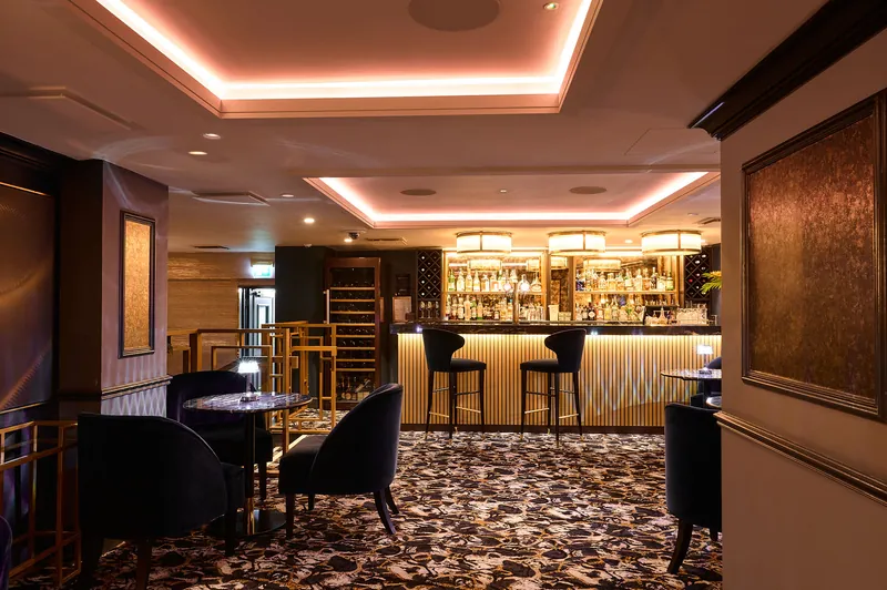 Bar lounge inside Genting Casino Cromwell Road