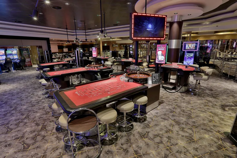 Roulette and card tables at Genting Casino Fountain Park
