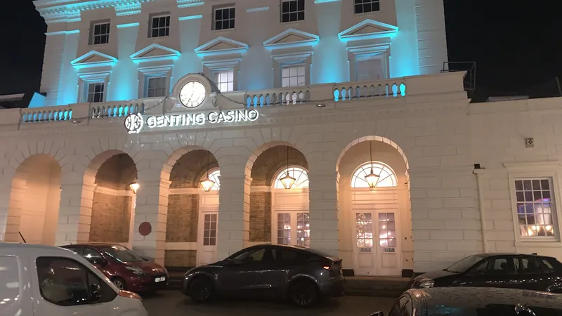 Arched exterior at Genting Casino Southampton
