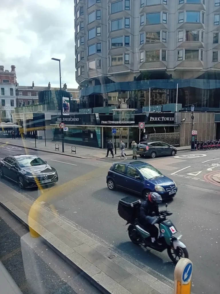 Road view of the casino at Grosvenor Casino London Park Tower