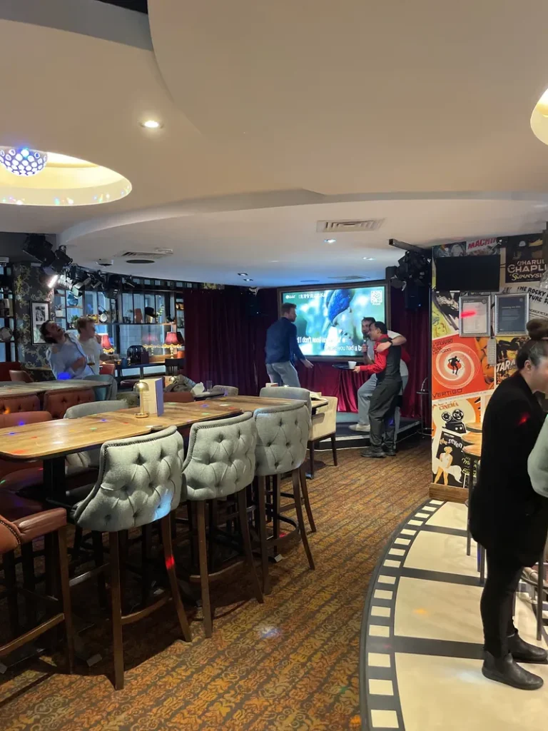 Casino lounge at Grosvenor Casino London The Rialto
