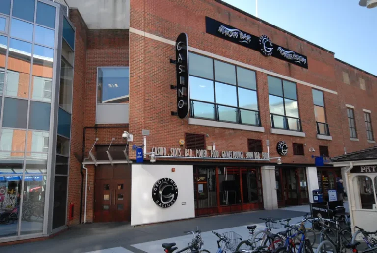 Exterior of Grosvenor Casino Portsmouth Gunwharf Quays