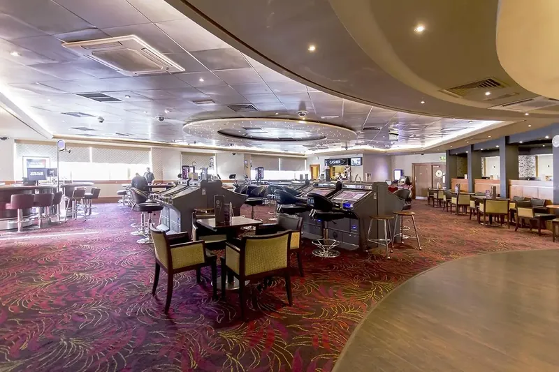 Main floor at Grosvenor Casino Reading Central