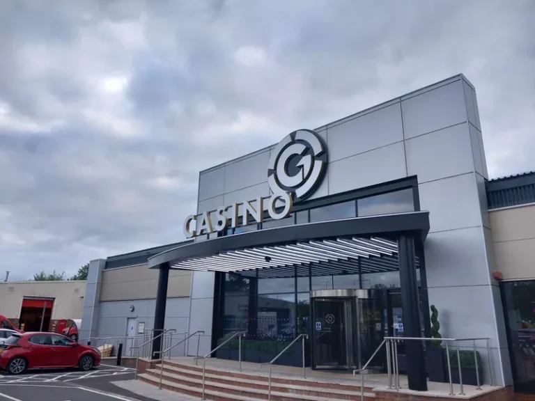 Exterior of Grosvenor Casino Reading South