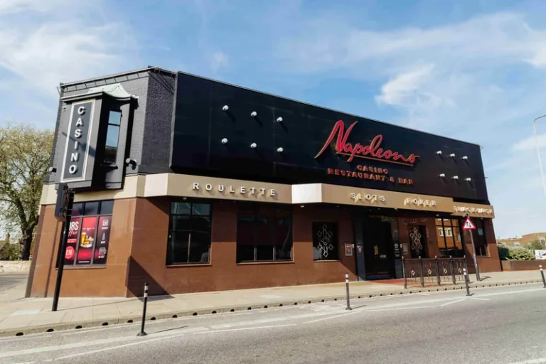 Exterior of Napoleons Casino Hull